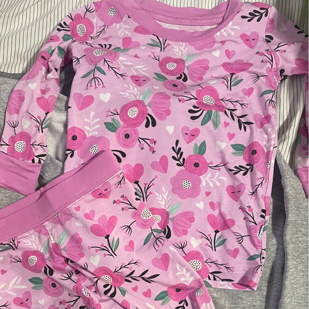 NWOT Little Sleepies 2 pc Floral